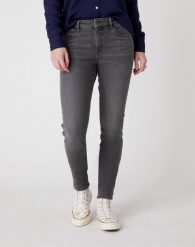 SPODNIE DAMSKIE WRANGLER SKINNY TROUSER ON A BREAK W28KMA14J 112128316. Spodnie materiałowe damskie Wrangler, bez wzorów, z jeansu. Za 199.99 zł.
