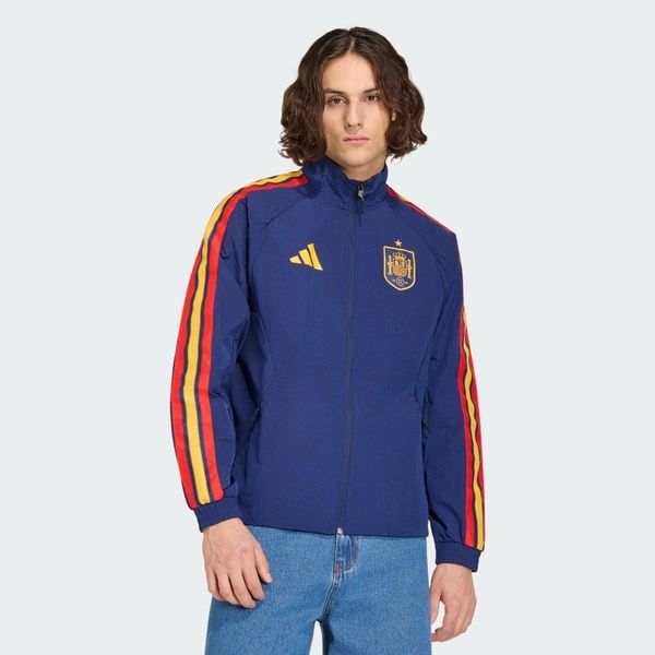 Podstawowa bluza reprezentacyjna Hiszpanii. Niebieskie bluzy bez kaptura męskie Adidas, xl, z dresówki. Za 529.00 zł.