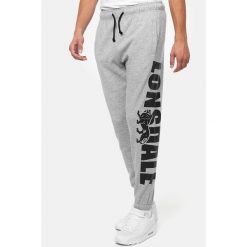 Spodnie dresowe klasyczne Lonsdale Portessie. Czarne szorty męskie Lonsdale, bez wzorów, z dresówki, klasyczne. Za 255.00 zł.