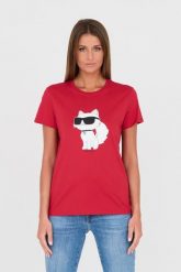 KARL LAGERFELD Czerwony t-shirt z kotem. Czerwone t-shirty damskie Karl Lagerfeld, s, bez wzorów, bez kołnierzyka. W wyprzedaży za 299.99 zł.