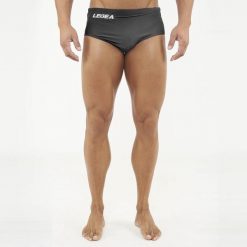 Kąpielówki slip TUTORE czarne. Czarne kąpielówki męskie Legea, m, bez wzorów, na fitness i siłownię. W wyprzedaży za 56.00 zł.