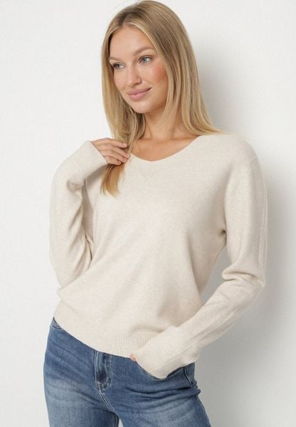 Beżowy Sweter z Wiskozą i Wełną z Dekoltem w Serek Claida. Brązowe swetry klasyczne damskie Born2be, z jeansu, bez kołnierzyka. Za 104.99 zł.