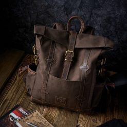 Plecak trekkingowy PAOLO PERUZZI T-40-BR brązowy. Brązowe plecaki męskie Paolo Peruzzi, bez wzorów, z bawełny. Za 169.00 zł.