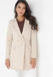 Jasnobeżowa Marynarka Taliowana Dwurzędowa Swed. Brązowe marynarki i żakiety damskie Born2be, l, bez wzorów, eleganckie. Za 159.99 zł.