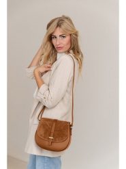 Lia Biassoni Skórzana torebka w kolorze jasnobrązowym - 23 x 20 x 6 cm rozmiar: onesize. Brązowe torebki klasyczne damskie Lia Biassoni, bez wzorów, z materiału, bez dodatków. Za 217.99 zł.