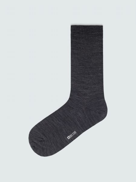 Skarpety męskie wełniane szare wooler 905. Szare skarpetki męskie Big Star, bez wzorów, z materiału. Za 29.99 zł.