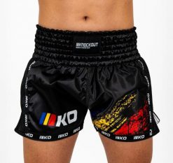 Knockout V2 KickBox KickBox Szorty. Czarne szorty męskie KNOCKOUT, z materiału, bez kołnierzyka. Za 151.79 zł.