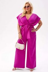 Elegancki kombinezon Valentina w energetycznym kolorze magenta PLUS SIZE XXL. Czerwone kombinezony damskie Moda Size Plus Iwanek, plus size, bez wzorów, z elastanu, eleganckie, bez kołnierzyka, plus size, bez ramiączek, krótkie. Za 399.90 zł.