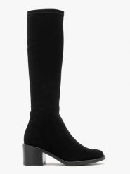 Elastyczne kozaki z wąską cholewką DEBRA. Czarne kozaki damskie Ryłko, z nubiku, z okrągłym noskiem, bez obcasa, na obcasie. Za 399.99 zł.