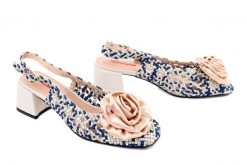 Artiker Relaks 58C0372 blue-beige, czółenka damskie. Brązowe czółenka damskie Artiker Relaks, bez wzorów, bez obcasa. Za 229.90 zł.
