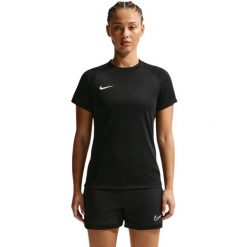 Damska koszulka piłkarska Nike Dri-FIT Park VIII. Czarne topy sportowe damskie Nike, bez wzorów, z poliesteru, bez ramiączek. Za 66.99 zł.