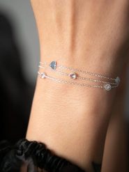 Heliophilia Srebrna bransoletka z elementami ozdobnymi rozmiar: onesize. Szare bransoletki damskie Heliophilia, srebrne. Za 121.80 zł.