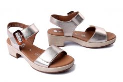 RIEKER REMONTE D0N52-90 metallic, sandały damskie. Żółte sandały damskie Rieker Remonte, bez wzorów, ze skóry, bez obcasa, na obcasie. Za 295.92 zł.