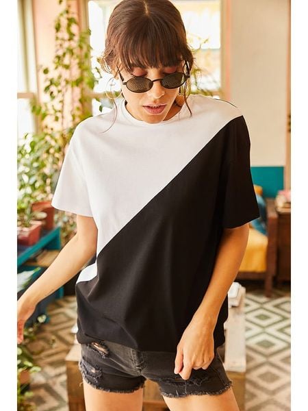 Olalook Koszulka w kolorze czarno-białym rozmiar: XL. Białe bluzki damskie Olalook, xl, bez wzorów, z bawełny, bez kołnierzyka, bez ramiączek. Za 42.95 zł.