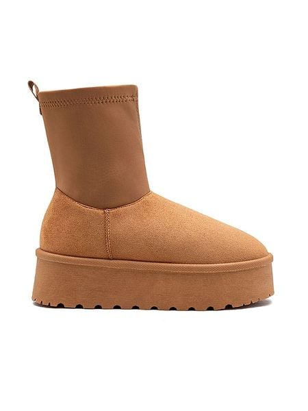 Foreverfolie Botki w kolorze jasnobrązowym rozmiar: 38. Brązowe botki damskie Foreverfolie, bez obcasa, na platformie, bez zapięcia. Za 130.50 zł.