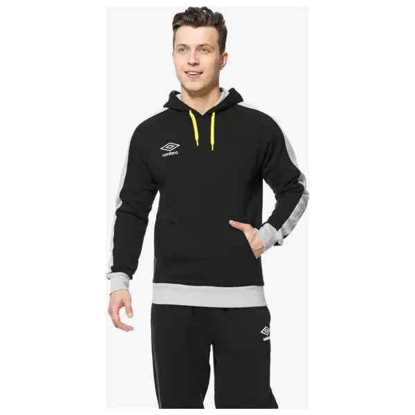 Umbro Bluza Contrast Panel Fleece Hoodie , czarny, rozmiar M. Czarne bluzy sportowe męskie Umbro, m, z bawełny. W wyprzedaży za 79.99 zł.