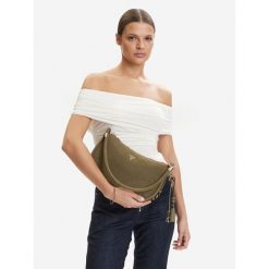 Torebka Guess. Zielone torebki klasyczne damskie Guess, z aplikacjami, bez dodatków. Za 589.99 zł.