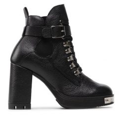 Botki Rage Age. Czarne botki damskie Rage Age, bez obcasa, na słupku, bez zapięcia. Za 639.99 zł.