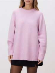 Gładki sweter - różowy. Czerwone swetry klasyczne damskie Reserved, l, z dzianiny, bez kołnierzyka. Za 139.99 zł.