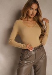 Ciemnobeżowy Sweter o Taliowanym Kroju z Nieregularnym Dekoltem w V Fenalissa. Brązowe swetry klasyczne damskie Renee, na zimę, l, bez kołnierzyka. Za 59.99 zł.