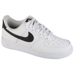 Buty sportowe Sneakersy damskie, Air Force 1 07. Białe buty sportowe na co dzień damskie Nike, bez wzorów, trekkingowe, nike air force. Za 519.99 zł.