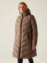 Regatta Płaszcz pikowany "Anita" w kolorze szarobrązowym rozmiar: 34. Brązowe płaszcze damskie Regatta, bez wzorów. Za 261.05 zł.