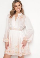 Różowa Sukienka w Kwiaty o Rozkloszowanym Kroju z Bufiastymi Rękawami Tulhira. Czerwone sukienki damskie Born2be, na co dzień, na lato, l, bez wzorów, eleganckie, bez kołnierzyka, bez ramiączek, mini, rozkloszowane. W wyprzedaży za 143.99 zł.