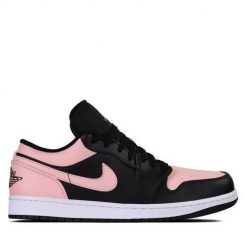 Buty do chodzenia męskie Nike Air Jordan 1 Retro Low Crimson Tint. Czarne obuwie do biegania damskie Nike, Nike Air Jordan. Za 669.99 zł.