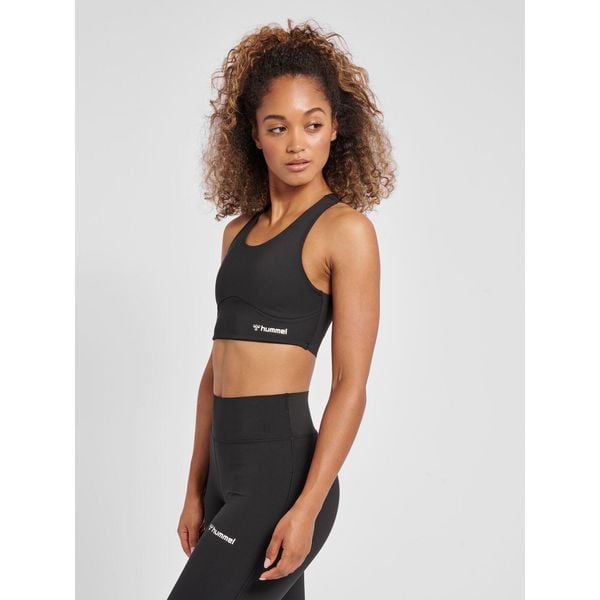 Damski biustonosz sportowy Hummel MT Grace. Czarne biustonosze sportowe damskie HUMMEL, bez wzorów. Za 204.00 zł.