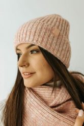 Komin damski WINTER BETLEWSKI® rozowy. Czerwone szaliki i kominy damskie bez wzorów. Za 43.05 zł.
