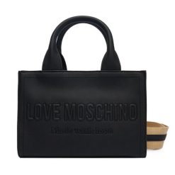 Torebka LOVE MOSCHINO. Czarne torebki klasyczne damskie Love Moschino, bez wzorów, bez dodatków. Za 879.99 zł.