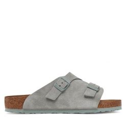 Klapki Birkenstock. Brązowe klapki damskie Birkenstock, bez wzorów, bez obcasa. Za 769.99 zł.