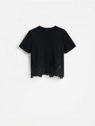 T-shirt z koronką - czarny. Czarne t-shirty damskie Reserved, l, bez wzorów, z bawełny, bez kołnierzyka. Za 89.99 zł.