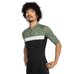 Męska ultralekka koszulka rowerowa Kolarstwo Siroko M3 Grand Master. Czarne t-shirty sportowe męskie SIROKO, m, z jersey, bez ramiączek, rowerowe. W wyprzedaży za 211.00 zł.