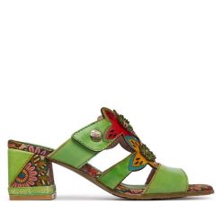 Klapki Laura Vita. Zielone klapki damskie Laura Vita, bez wzorów, bez obcasa. Za 389.99 zł.