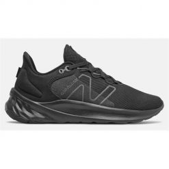 Buty do biegania damskie New Balance Fresh Foam Roav V2. Obuwie do biegania damskie New Balance. Za 383.40 zł.