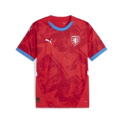Męska koszulka domowa reprezentacji Czech w piłce nożnej 2024 PUMA. Czerwone t-shirty sportowe męskie Puma, m, bez ramiączek, do piłki nożnej. W wyprzedaży za 296.70 zł.