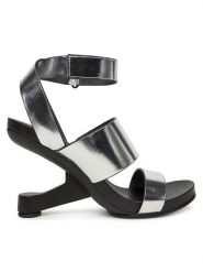 United Nude Sandały Eamz Hana 1090414116 Srebrny. Szare sandały damskie United Nude, bez wzorów, ze skóry, bez obcasa, na koturnie. W wyprzedaży za 939.99 zł.