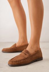 Jasnobrązowe Mokasyny VICES ze Skórzaną Wkładką i Marszczeniem przy Nosku Ananora. Brązowe mokasyny damskie Renee, z jeansu. Za 89.99 zł.