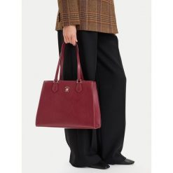 Torebka Beverly Hills Polo Club. Czerwone torebki klasyczne damskie Beverly Hills Polo Club, bez wzorów, bez dodatków. Za 199.99 zł.
