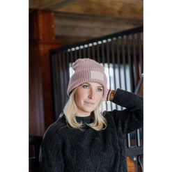 Czapka dla konia Kentucky Rubber Logo. Czerwone czapki męskie KENTUCKY HORSEWEAR. Za 215.00 zł.