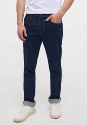 MUSTANG WASHINGTON STRAIGHT MĘSKIE SPODNIE JEANSOWE DENIM BLUE 1014032 5000 900. Niebieskie spodnie materiałowe męskie Mustang, bez wzorów, z denimu. Za 209.99 zł.