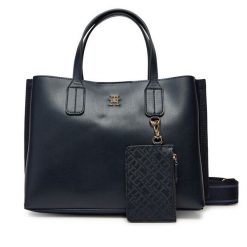 Torebka Tommy Hilfiger. Niebieskie torebki klasyczne damskie Tommy Hilfiger, bez wzorów, bez dodatków. Za 439.99 zł.