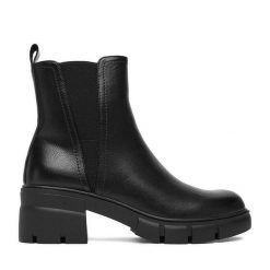 Sztyblety JENNY. Czarne botki damskie Jenny, bez obcasa, na płaskiej podeszwie, bez zapięcia. Za 159.99 zł.