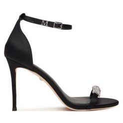 Sandały Marciano Guess. Czarne sandały damskie Marciano Guess, z aplikacjami, bez obcasa, na szpilce. Za 989.99 zł.