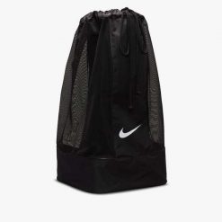 Plecak Nike Club Team Swoosh Ball Bag, Dla obu płci. Czarne plecaki damskie Nike, bez wzorów, z poliesteru. Za 109.99 zł.