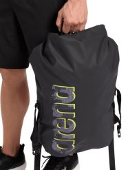 Plecak Arena Dry Backpack Big Logo. Czarne plecaki damskie Arena, bez wzorów, z materiału. Za 149.00 zł.