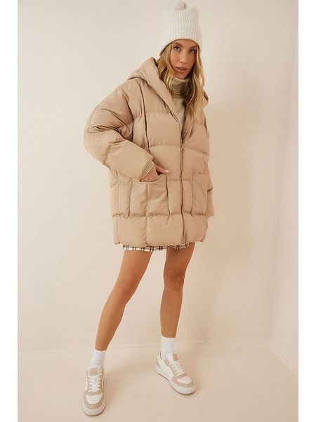 Happiness Istanbul Płaszcz pikowany w kolorze beżowym rozmiar: onesize. Brązowe płaszcze damskie Happiness Istanbul, bez wzorów. Za 182.45 zł.