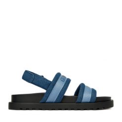 Sandały Guess Jeans. Niebieskie sandały damskie Guess Jeans, z aplikacjami, z jeansu, bez obcasa, na płaskiej podeszwie. Za 249.99 zł.