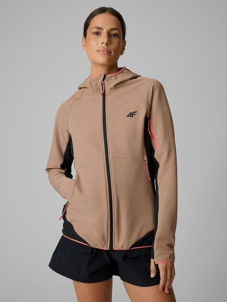 Kurtka softshell wiatroodporna damska 4F 4FRSS26TSOFF645. Brązowe kurtki damskie 4f, s, bez wzorów, z elastanu, z kapturem. Za 206.99 zł.